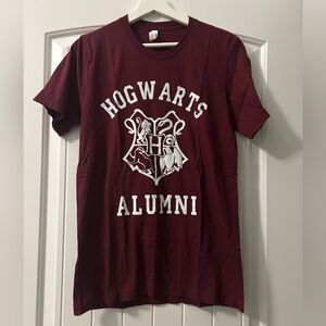Harry Potterr Alumni Burgundy Tee